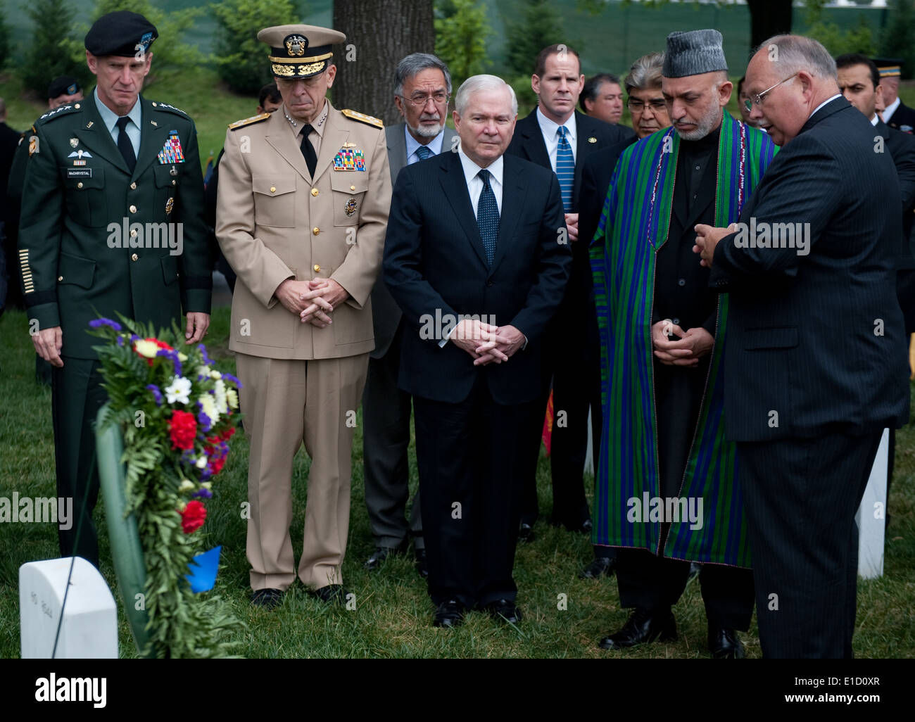 From left, U.S. Army Gen. Stanley McChrystal, commander of the International Security Assistance Force; Chairman of the Joint C Stock Photo