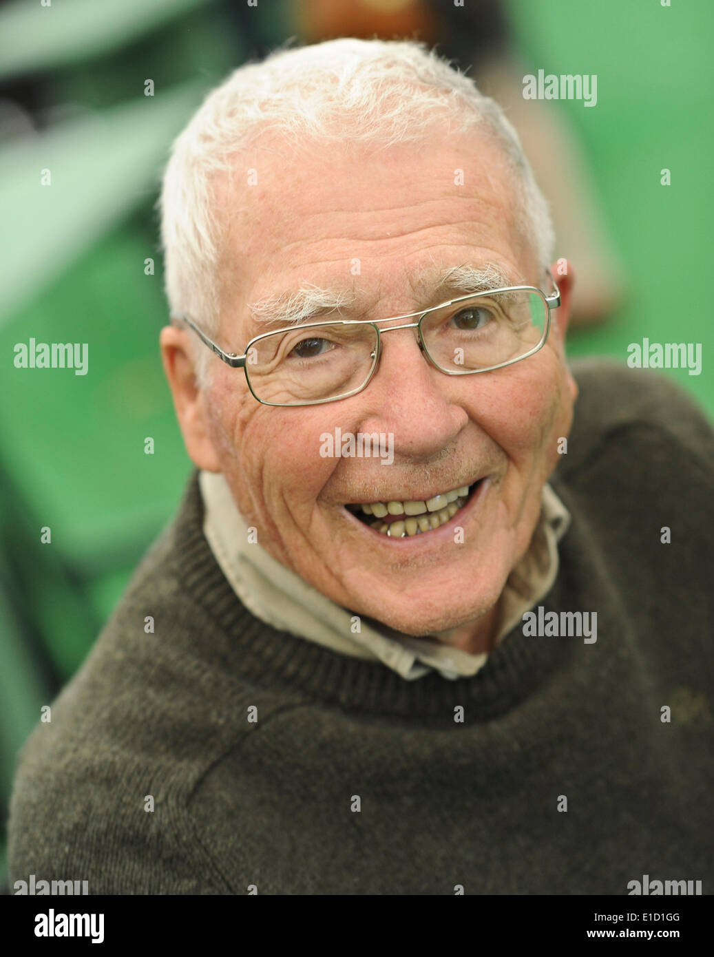 The Hay Festival 2014. Hay on Wye, Wales, UK. 31st May 2014. Visionary earth scientist JAMES LOVELOCK, discoverer of the GAIA principal, on the penultimate day of the 2014 Daily Telegraph Hay Literature Festival, Wales UK Credit:  keith morris/Alamy Live News Stock Photo