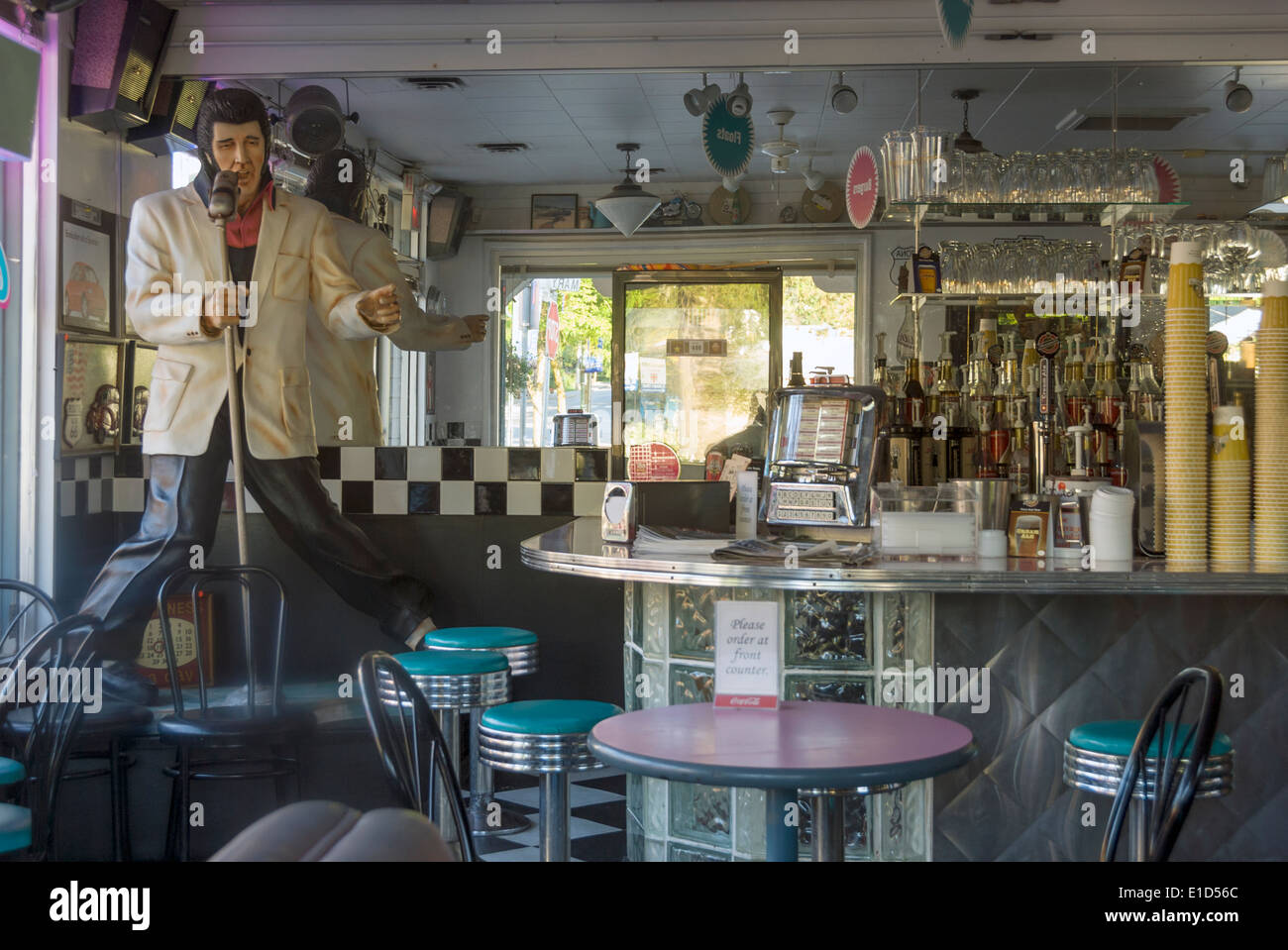 Elk203-1335 Canada, British Columbia, Fort Langley, Glover Rd, soda fountain interior Stock Photo