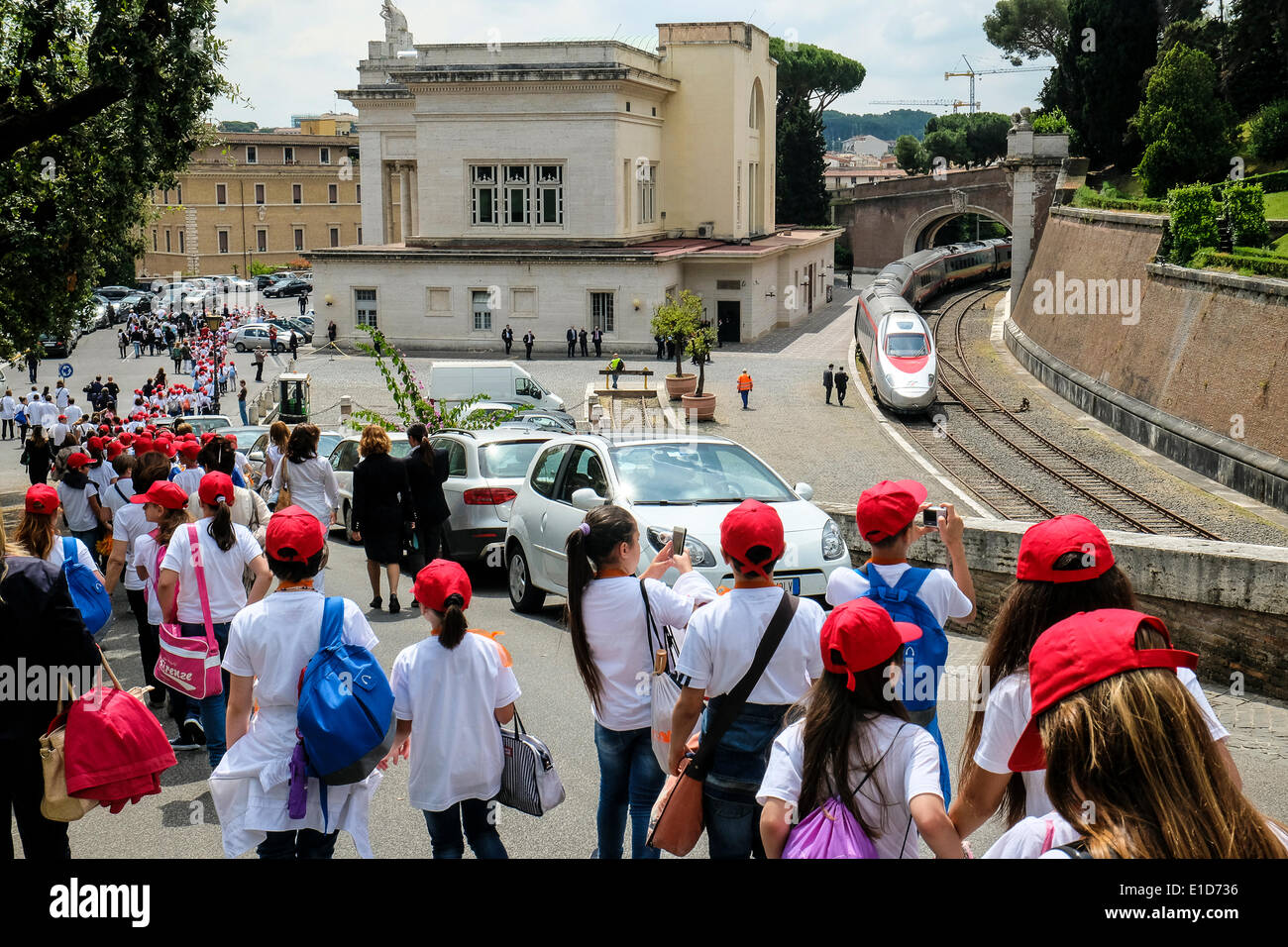 Frecce d'argento immagini e fotografie stock ad alta risoluzione - Alamy