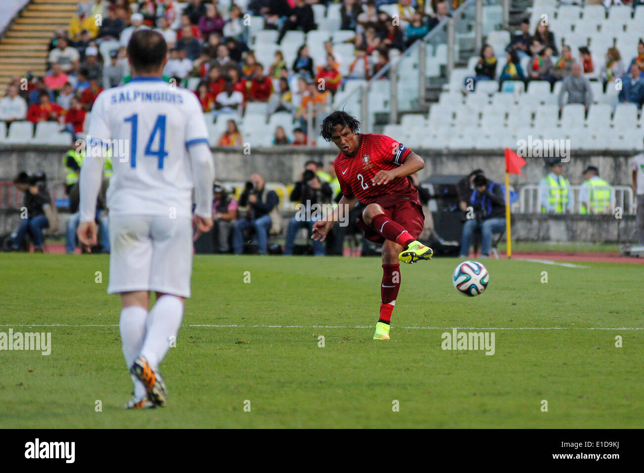 Lisbon, Porrtugal. 31st May, 2014. Portugal defender Bruno Alves (2) in action during preparatory friendly match for the World Cup at the National Stadium in Lisbon, Portugal, Saturday, May 31, 2014. Credit:  Leonardo Mota/Alamy Live News Stock Photo