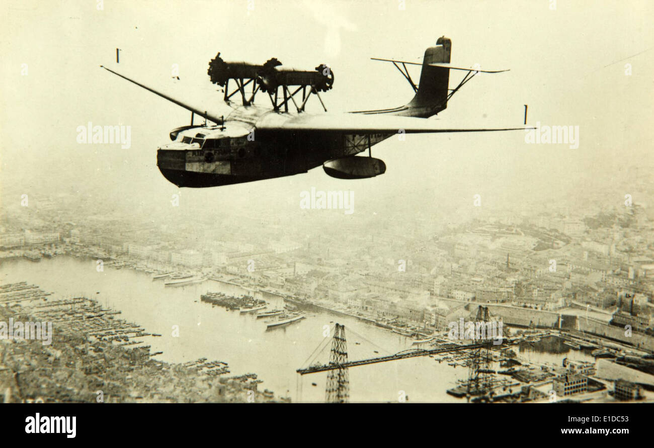 Liore et Oliver, LeO H 242 Stock Photo Alamy