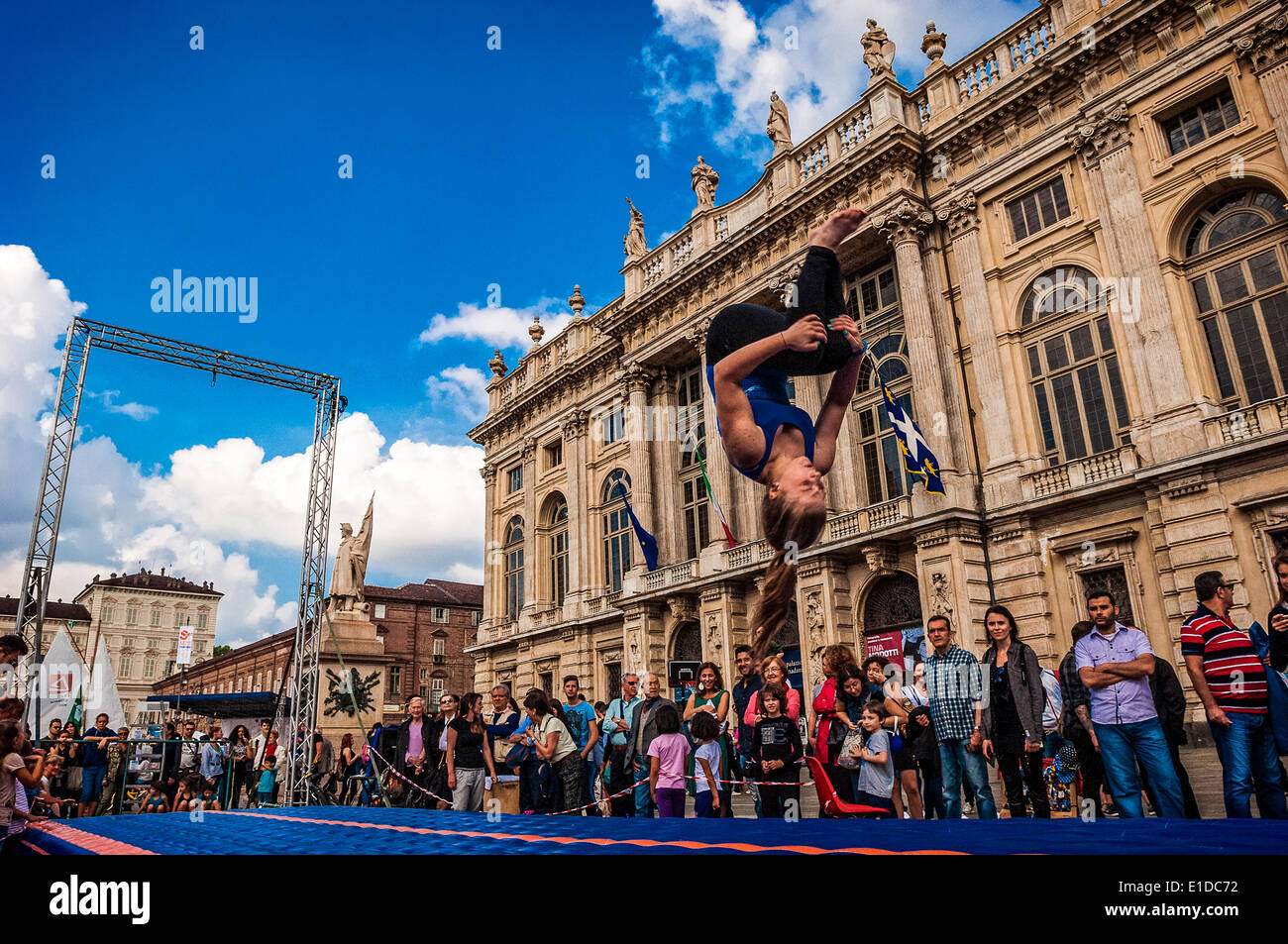 Turin, Italy. 31st May, 2014. The event 'The sport goes in the square in Turin'. Turin was chosen as the European Capital of Sport 2015 - Artistic Gymnastics and jumping through hoops in Piazza Castello Credit:  Realy Easy Star/Alamy Live News Stock Photo