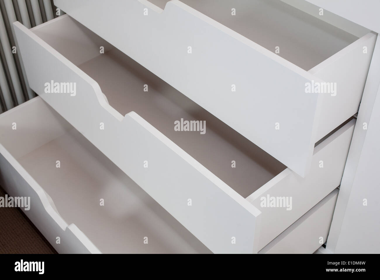 Open drawers hi-res stock photography and images - Alamy