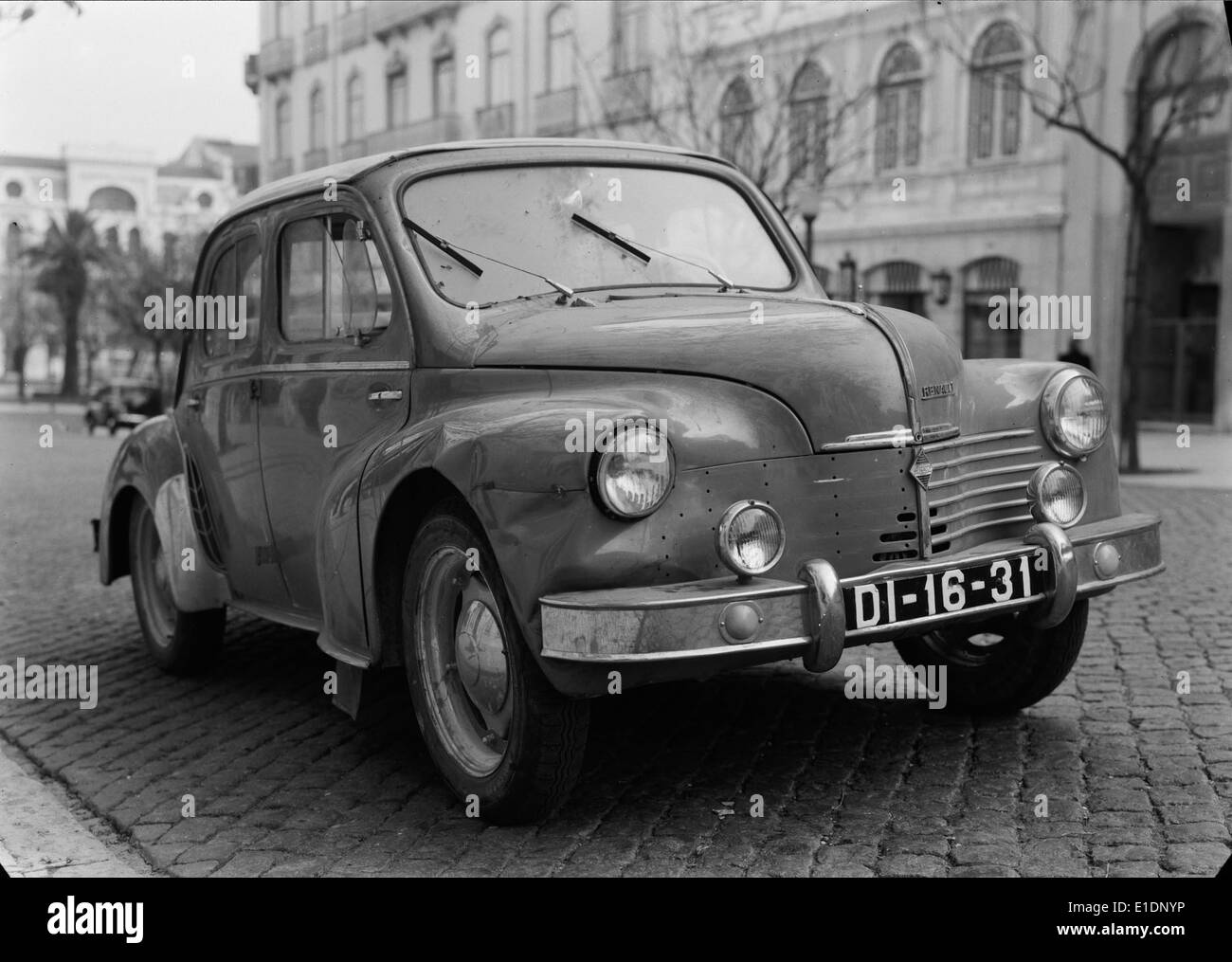 Renault car 1950 hi-res stock photography and images - Alamy