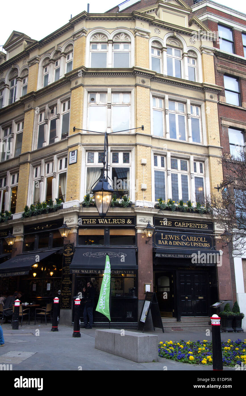 The Walrus and The Carpenter pub in Monument London within a short