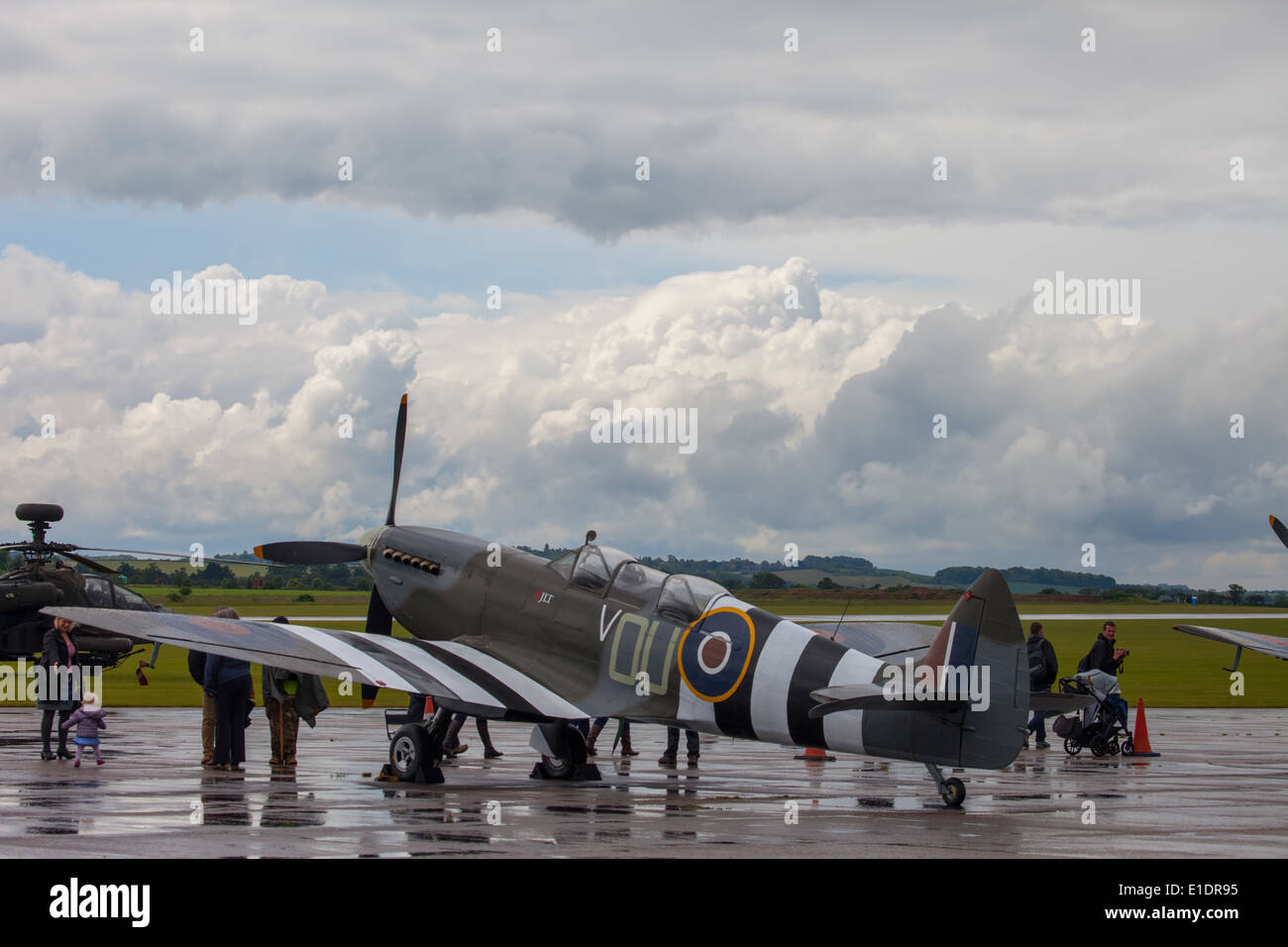 Twin seater spitfire hi-res stock photography and images - Alamy