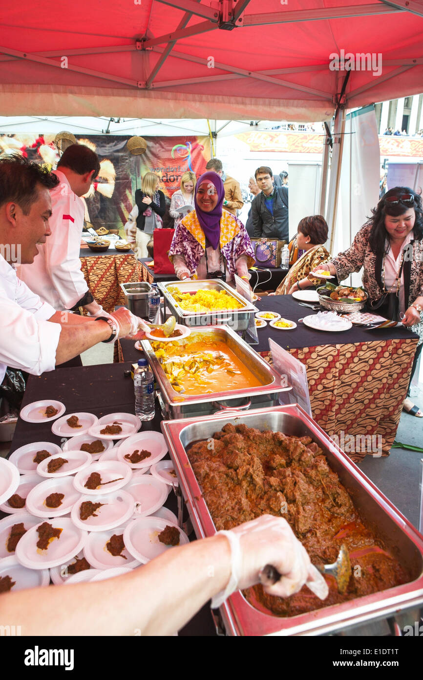 Indonesian street food hi-res stock photography and images - Alamy