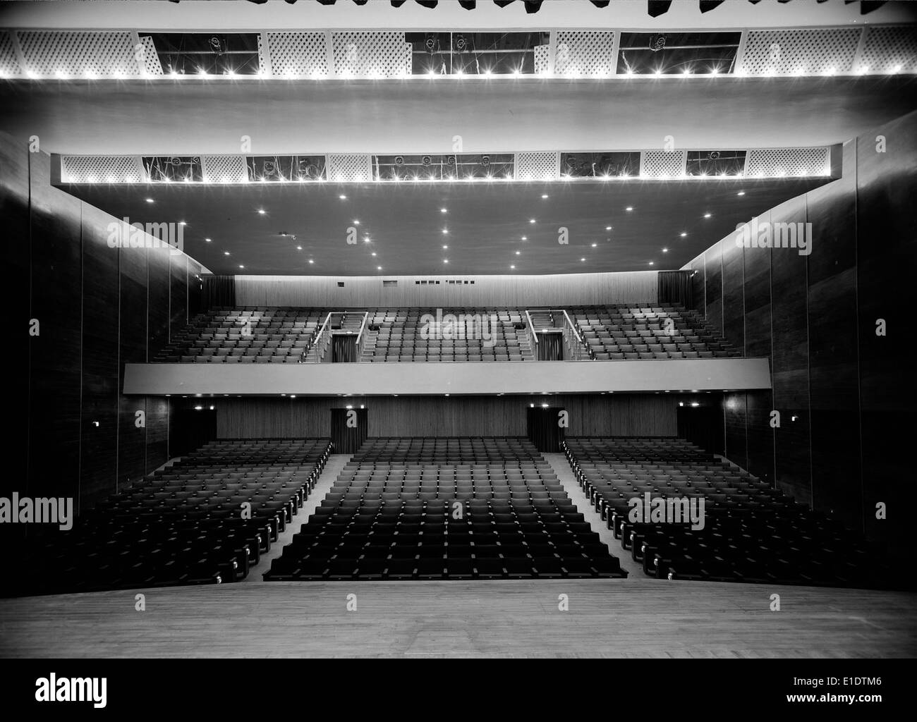 Teatro Gil Vicente, Coimbra, Portugal Stock Photo - Alamy