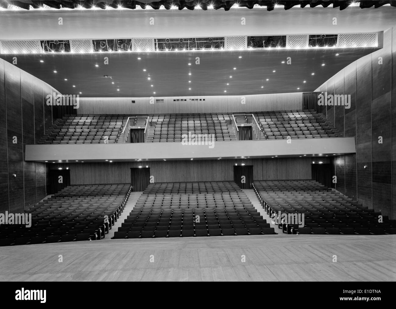 Teatro Gil Vicente, Coimbra, Portugal Stock Photo: 69760918 - Alamy