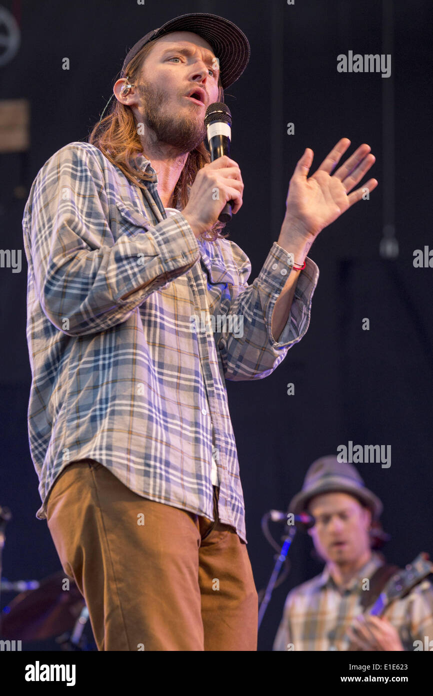 Chicago, Illinois, USA. 31st May, 2014. CHRISTOPHER RICHARD performs with Edward Sharpe and the Magnetic Zeros at the FirstMerit Bank Pavilion at Northerly Island in Chicago, Illinois © Daniel DeSlover/ZUMAPRESS.com/Alamy Live News Stock Photo