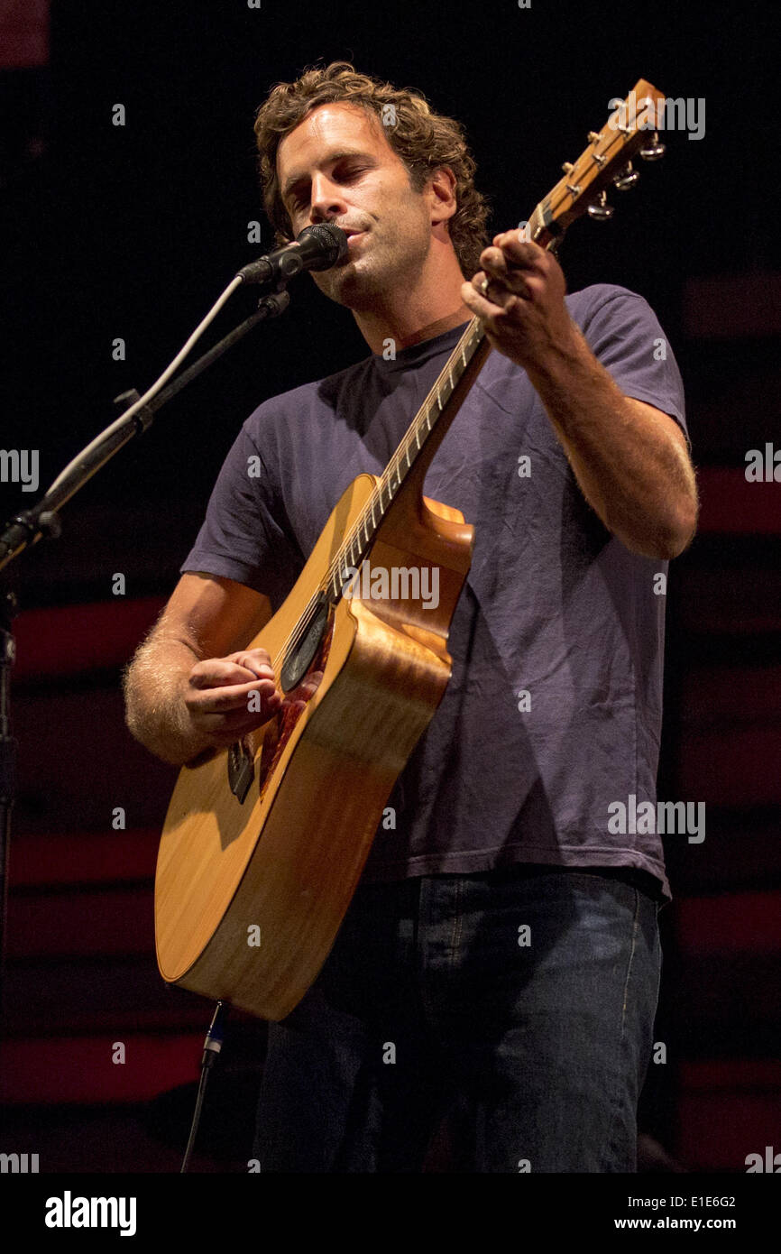 Chicago, Illinois, USA. 31st May, 2014. Musician JACK JOHNSON performs live with his band at the FirstMerit Bank Pavilion at Northerly Island in Chicago, Illinois © Daniel DeSlover/ZUMAPRESS.com/Alamy Live News Stock Photo