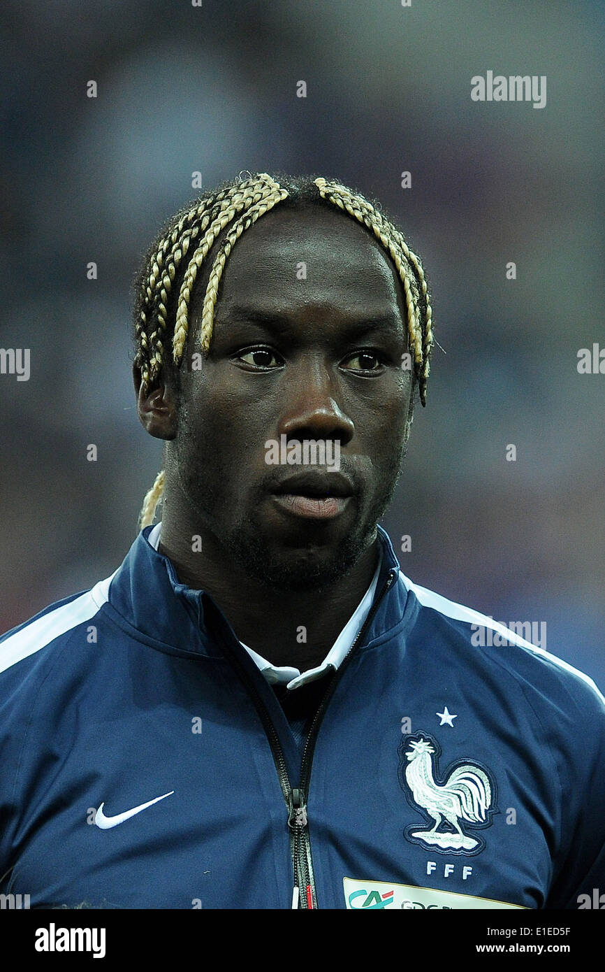 Nice, France. 01st June, 2014. Bacary Sagna (France) prior to kick off of their international friendly match with Paraguay at The Allianz Riviera Stadium. © Action Plus Sports/Alamy Live News Stock Photo