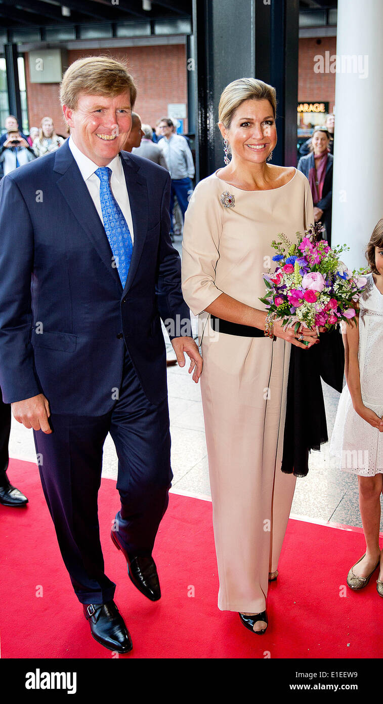 King Willem-Alexander and Queen Maxima of the Netherlands arriving for ...