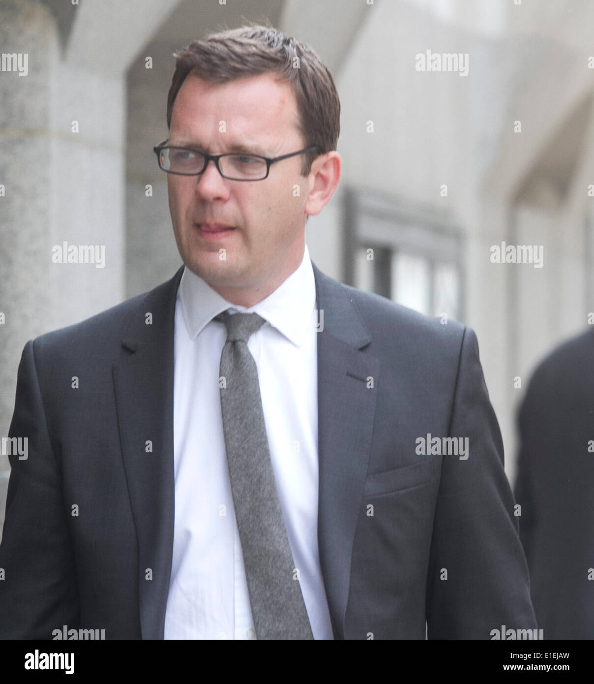 London UK. 2nd June 2014. Former Downing Street Director of Communications Andy Coulson arrives at the the Old Bailey as the hacking trial continues. Andy Coulson and seven other defendants including Rebekah Brooks, Charlie Brooks, Ian Edmonson, Stuart Kuttner,Clive Goodman,Cheryl Carter and Mark Hanna face charges related to allegations of conspiracy to intercept communications and voice mail of well know people including that of murder victim Milly Dowler Credit:  amer ghazzal/Alamy Live News Stock Photo