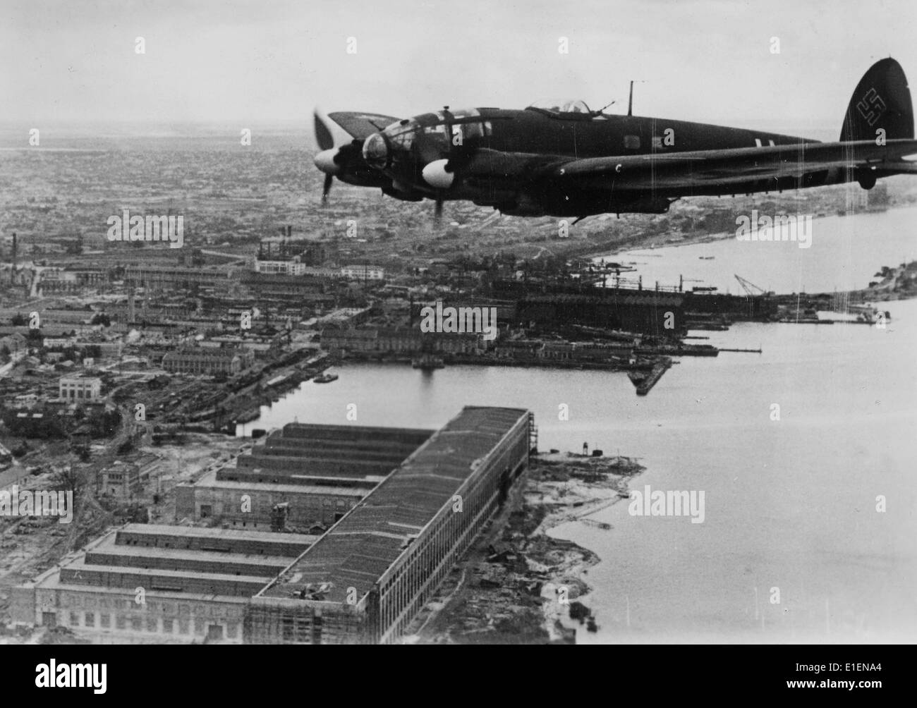 Heinkel he 111 in flight hi-res stock photography and images