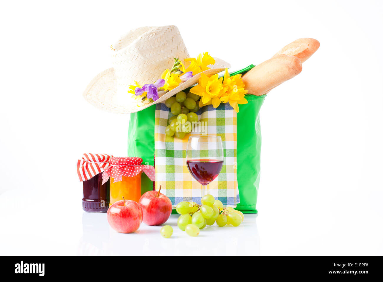 picnic basket with wine, fruit and bread Stock Photo - Alamy