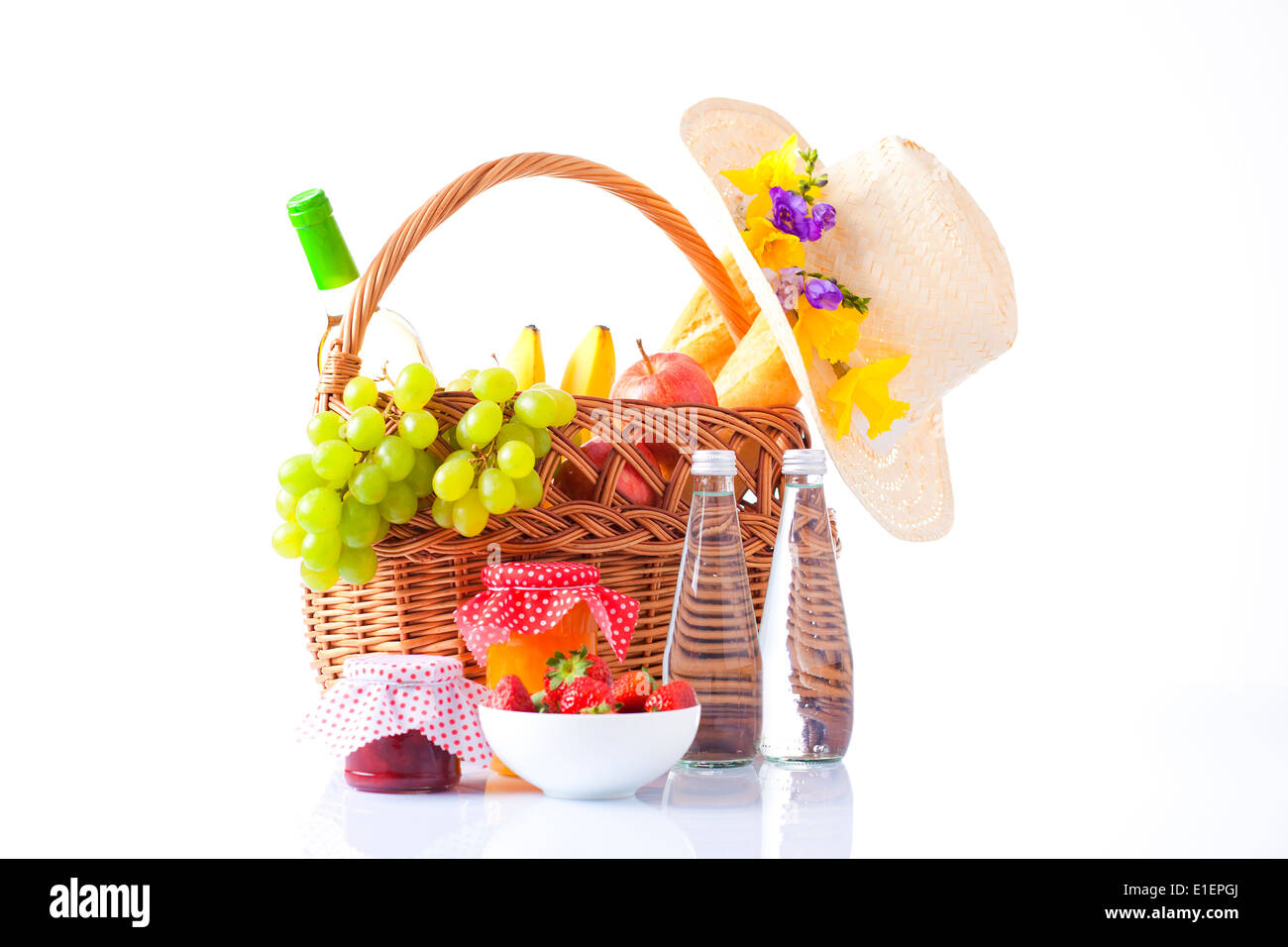 picnic basket with wine, fruit and bread Stock Photo - Alamy