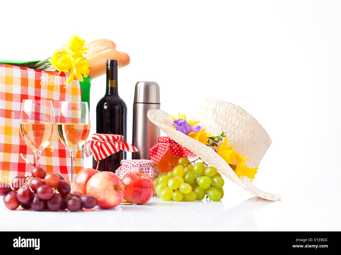 picnic basket with wine, fruit and bread Stock Photo - Alamy