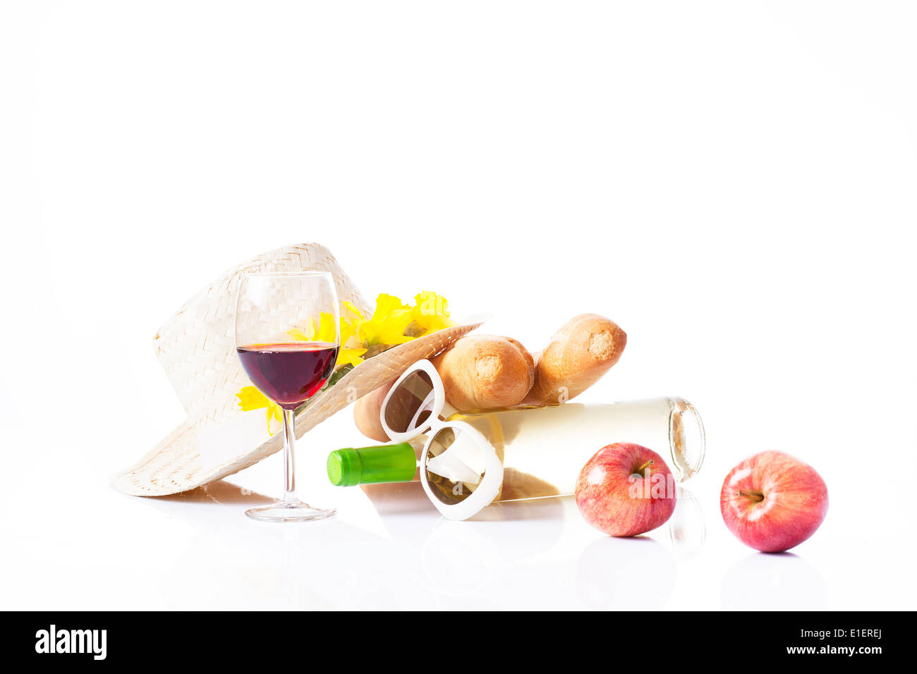 picnic basket with wine, fruit and bread Stock Photo - Alamy