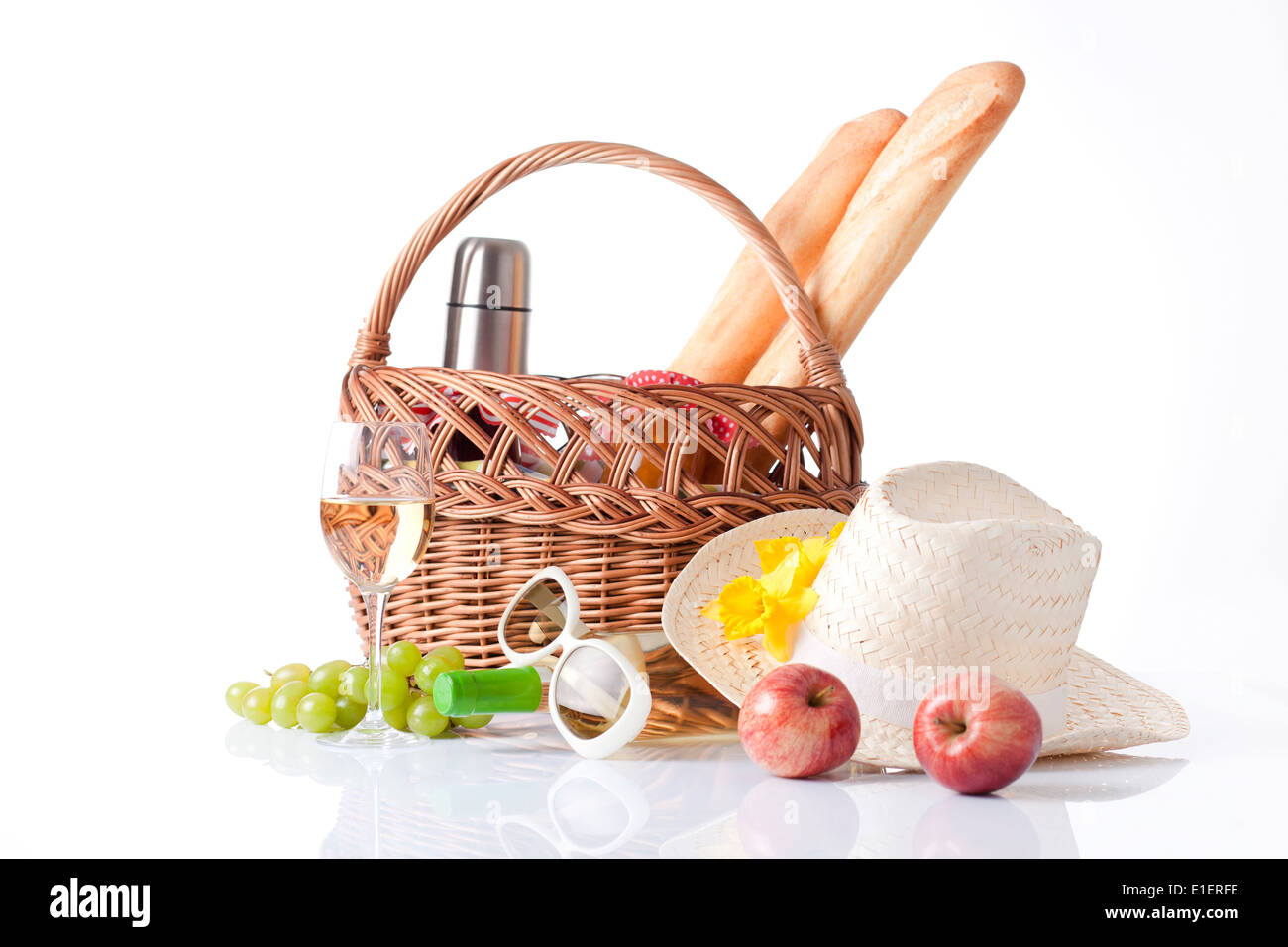 picnic basket with wine, fruit and bread Stock Photo - Alamy