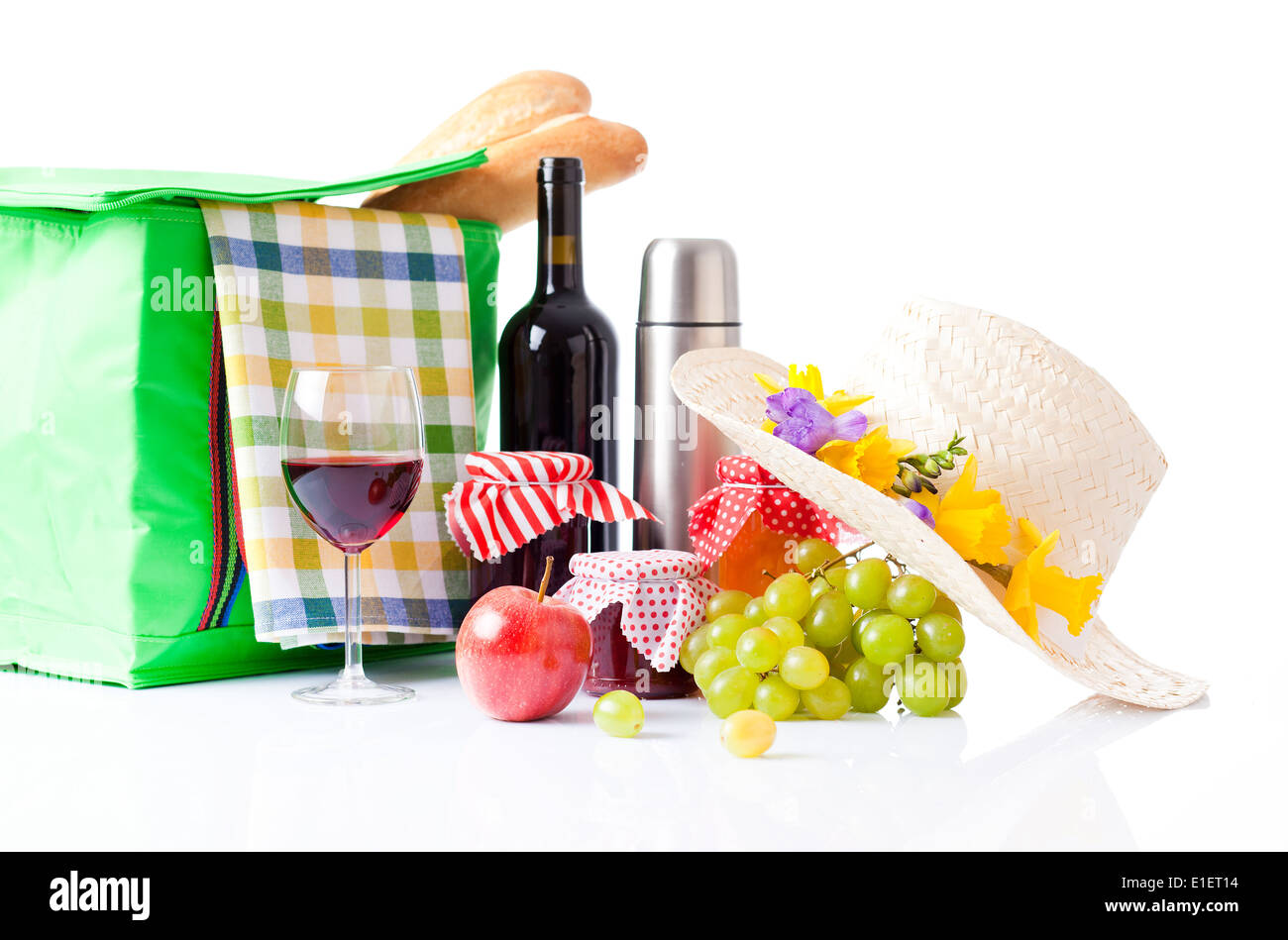 picnic basket with wine, fruit and bread Stock Photo - Alamy