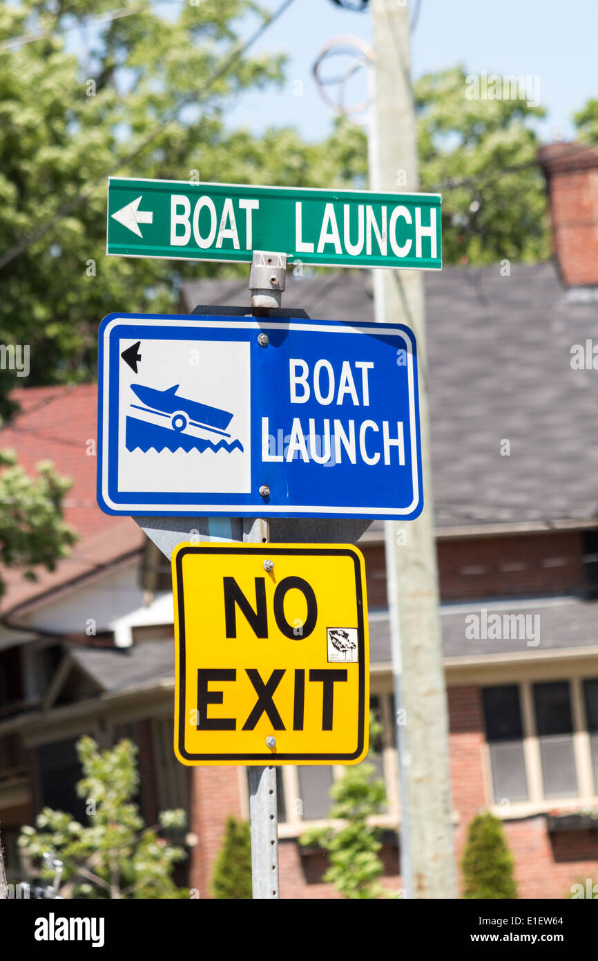 Sign directing boaters to boat launch site in Fenelon Falls Ontario Stock Photo