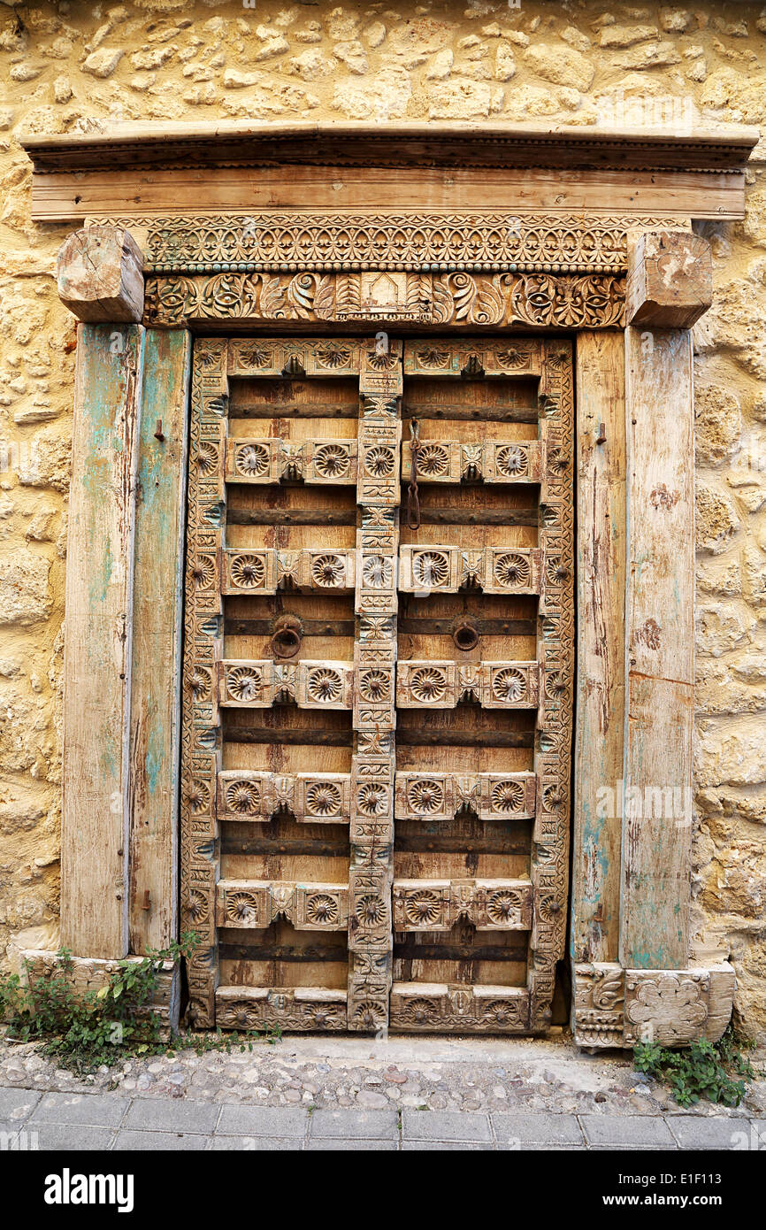 Old weathered wood door hi-res stock photography and images - Alamy