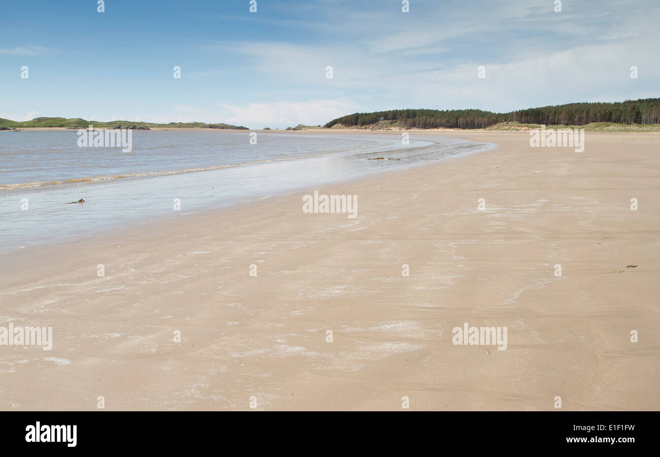 Sandy beach at Newborough in Anglesey, North Wales Stock Photo Alamy