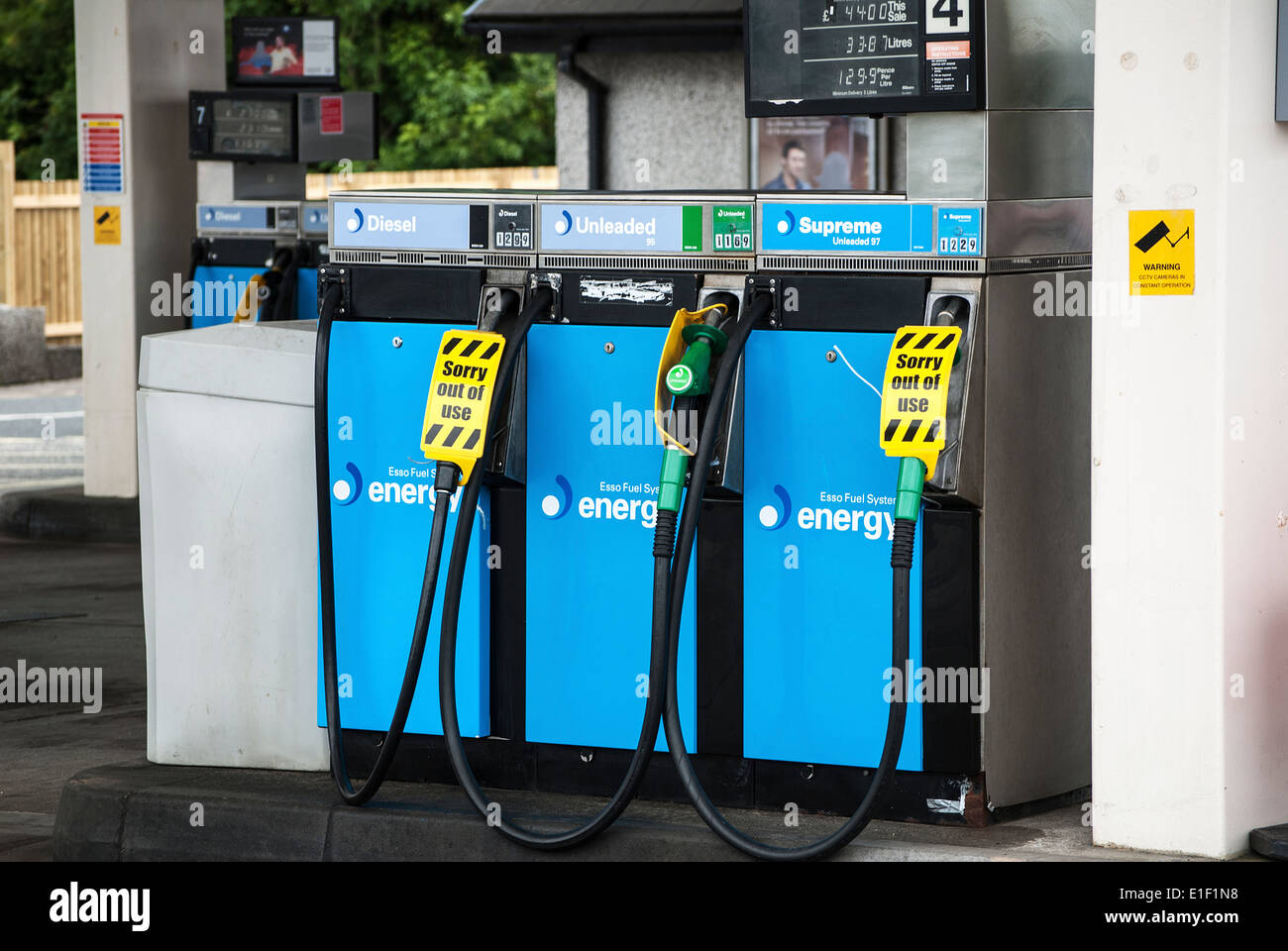 petrol pumps with no fuel sign Stock Photo