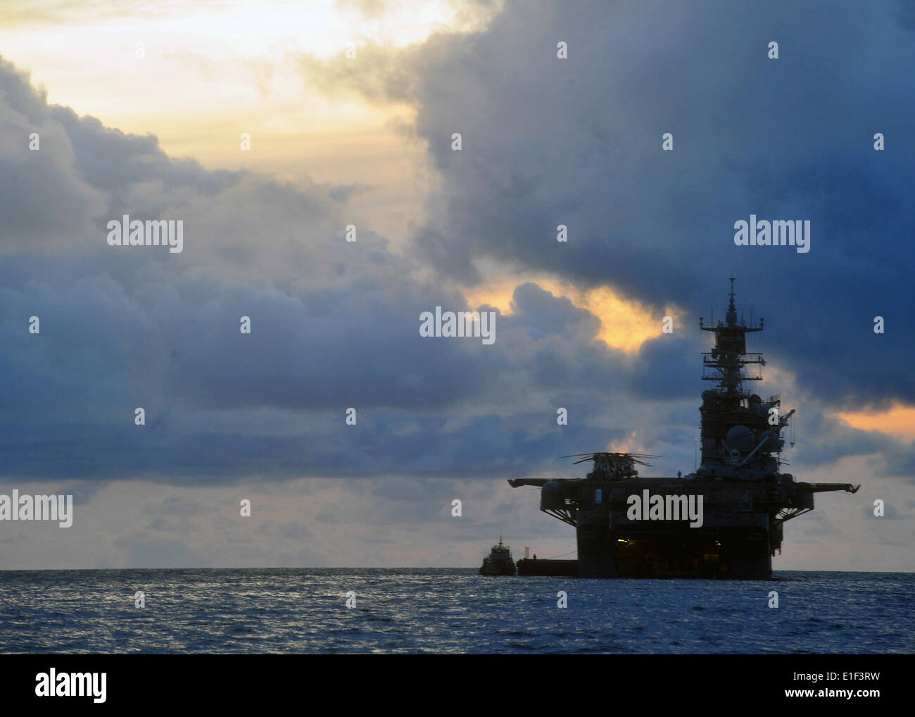 The multi-purpose amphibious assault ship USS Iwo Jima (LHD 7) operates off the coast of Colombia Aug. 8, 2010. Iwo Jima is in Stock Photo