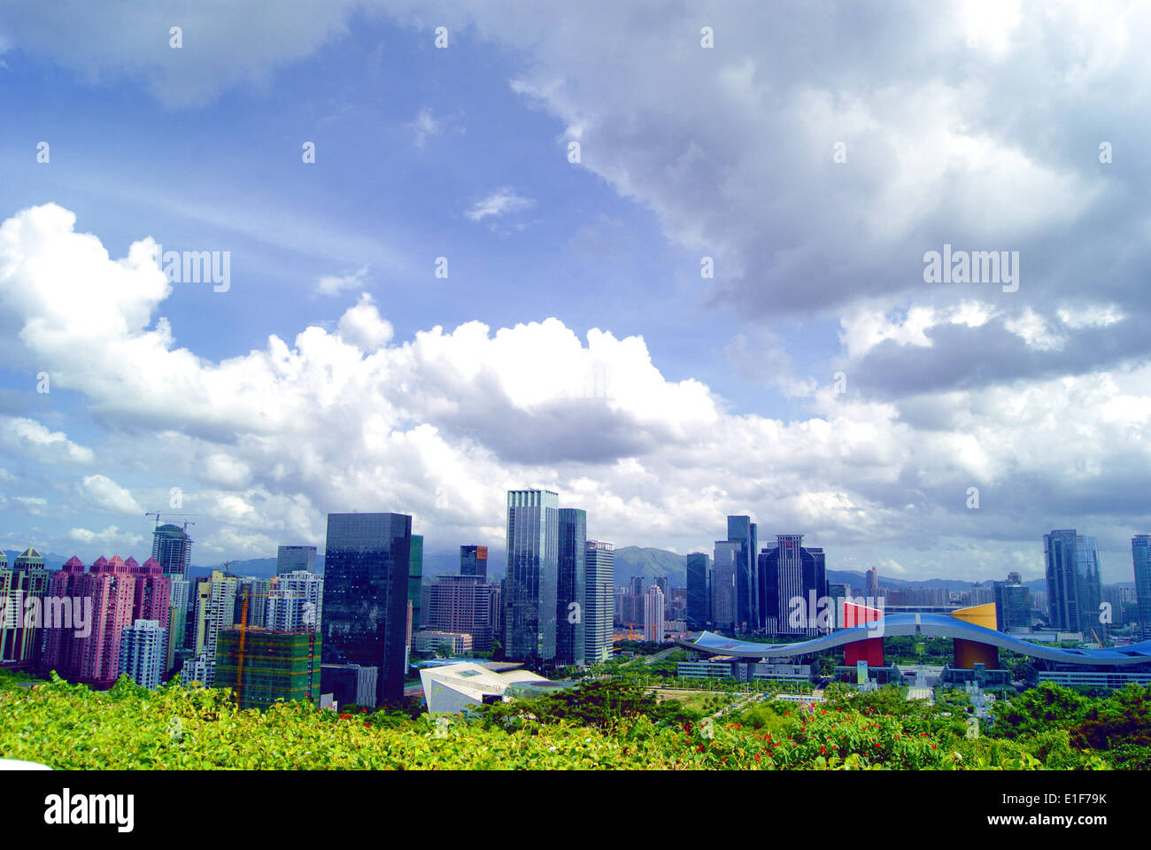 Construction of urban landscape hi-res stock photography and images - Alamy