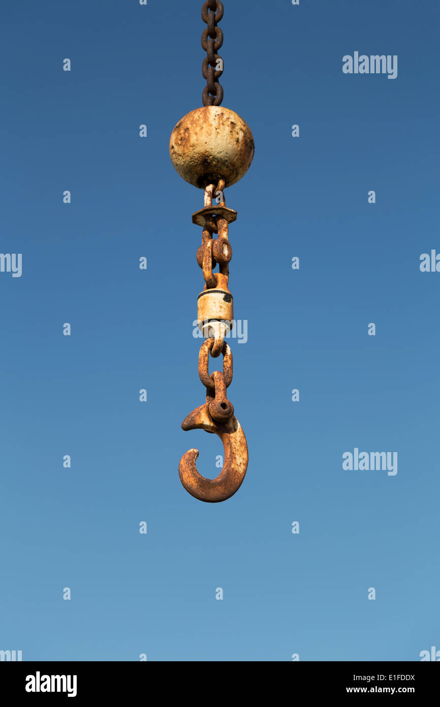 Lifting crane hires stock photography and images Alamy