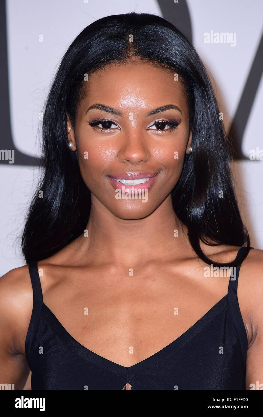Sharam Diniz ANG 2 2012, 2015 Sharam Diniz ANG 2 2012, 2015