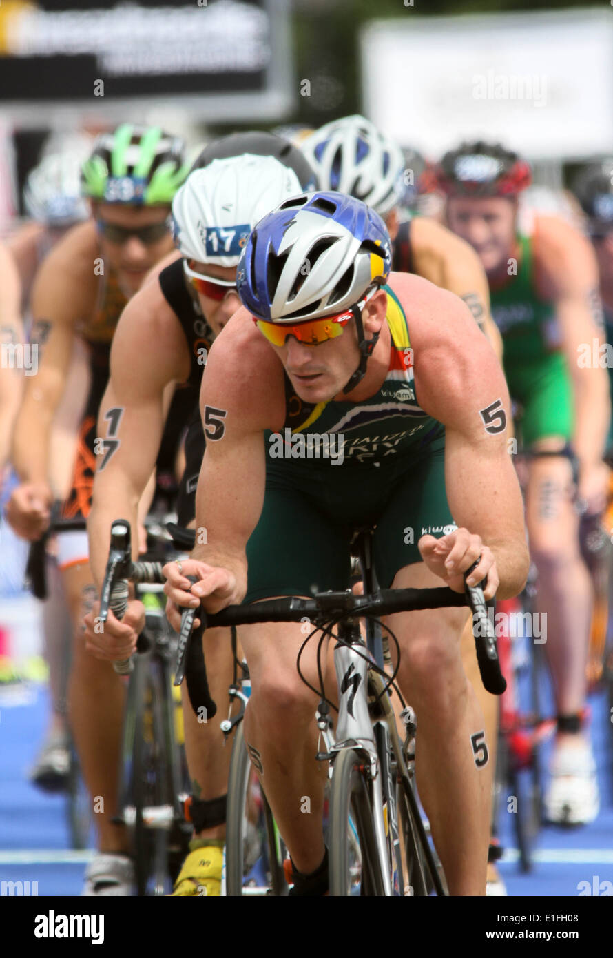 Murray at the bike stage during the 2014 ITU Triathlon held in London Stock Photo