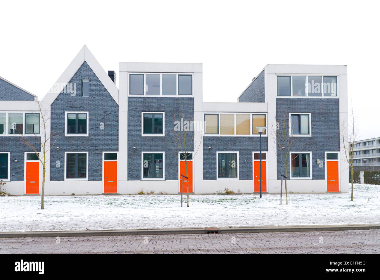 Newly Build Residential Houses In Zwolle Netherlands Stock Photo Alamy