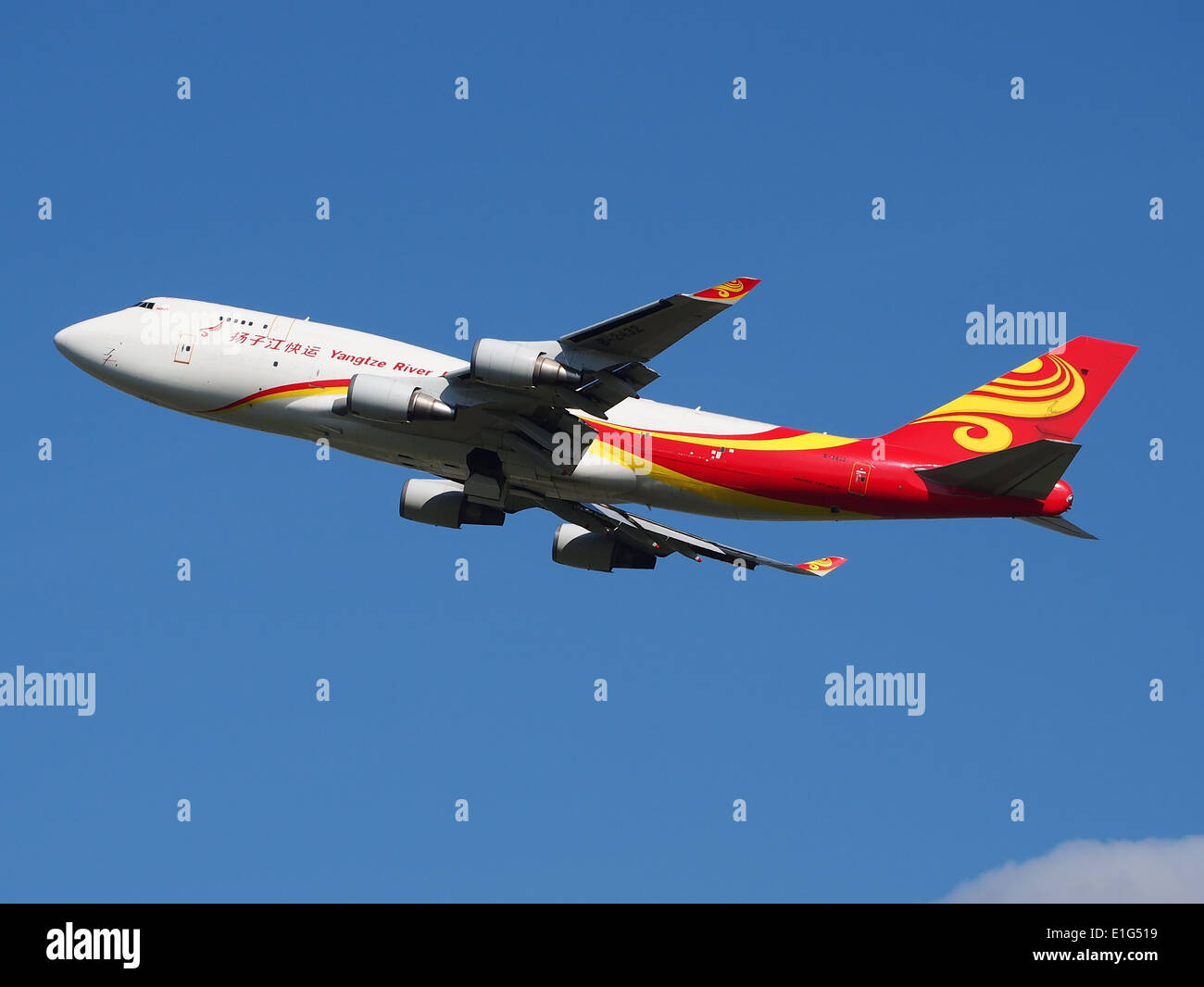B-2432 Yangtze River Express Boeing 747-481(BDSF) at Schiphol (AMS - EHAM), The Netherlands, 16may2014, pic-5 Stock Photo