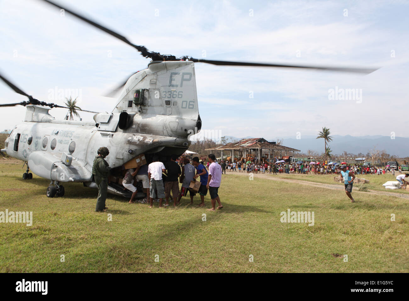 Ch 46 sea knight helicopter hi-res stock photography and images - Alamy