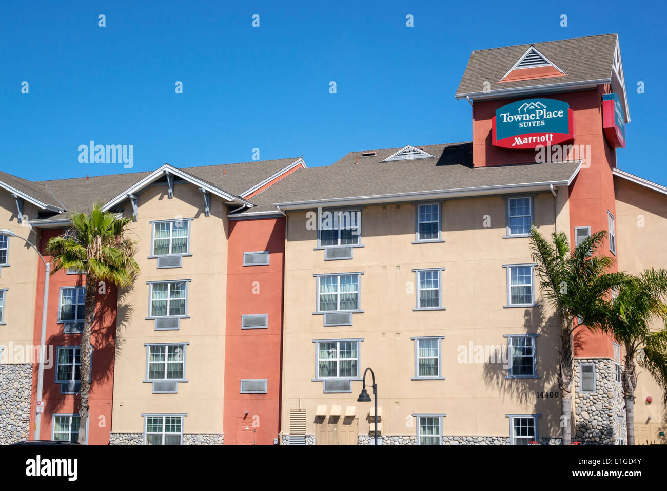 Los Angeles California,Manhattan Beach,Marriott,TownePlace Suites,extended-stay,hotel,chain,hospitality,lodging,four-story,building,exterior,sign,sign Stock Photo