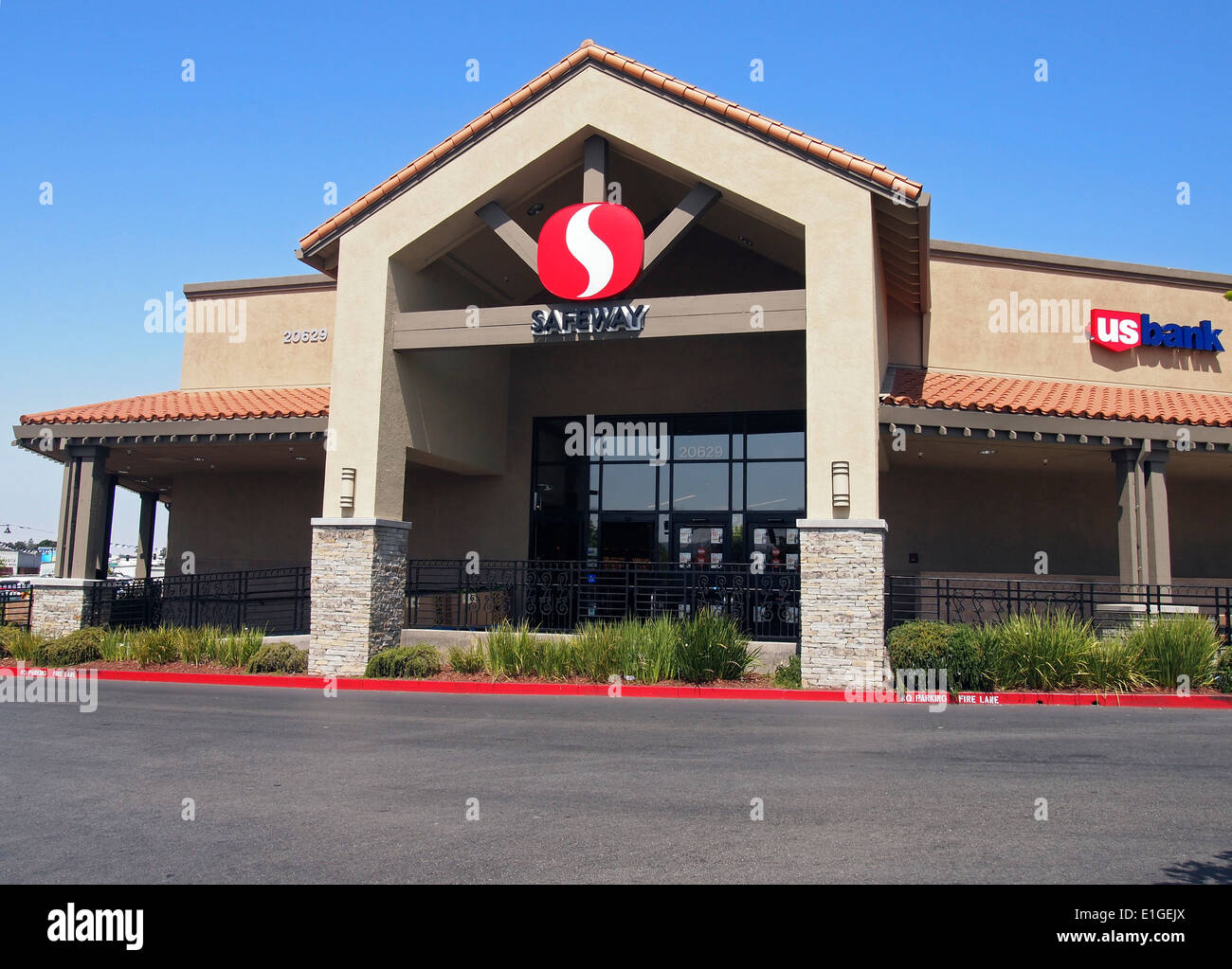 Safeway store in Castro Valley, California Stock Photo Alamy