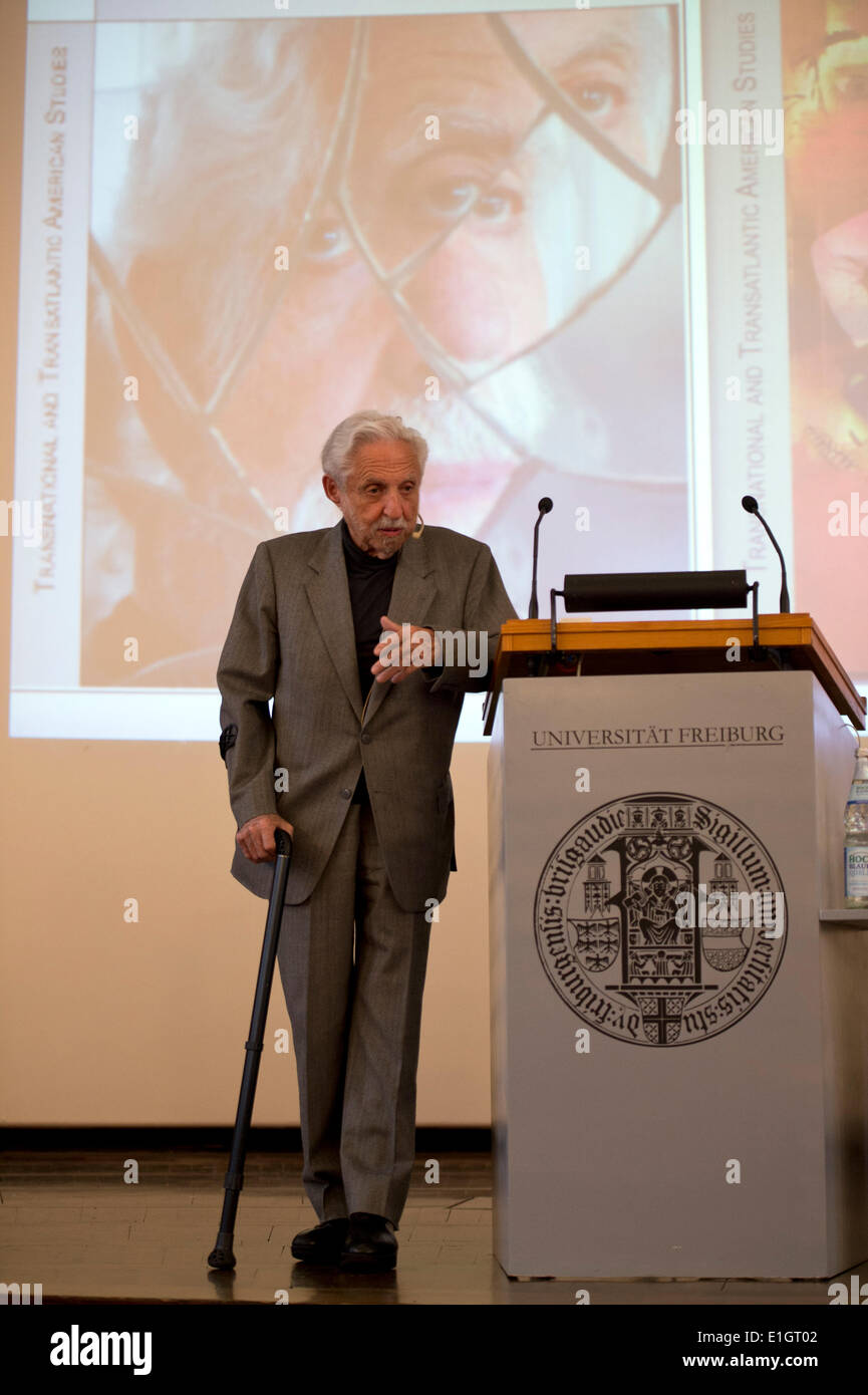 Austrian-American chemist and writer Carl Djerassi pictured during a lecture at the University in Freiburg, Germany, 13 May 2014. He is best known for his contribution to the development of oral contraceptive pills. Photo: Patrick Seeger/dpa Stock Photo