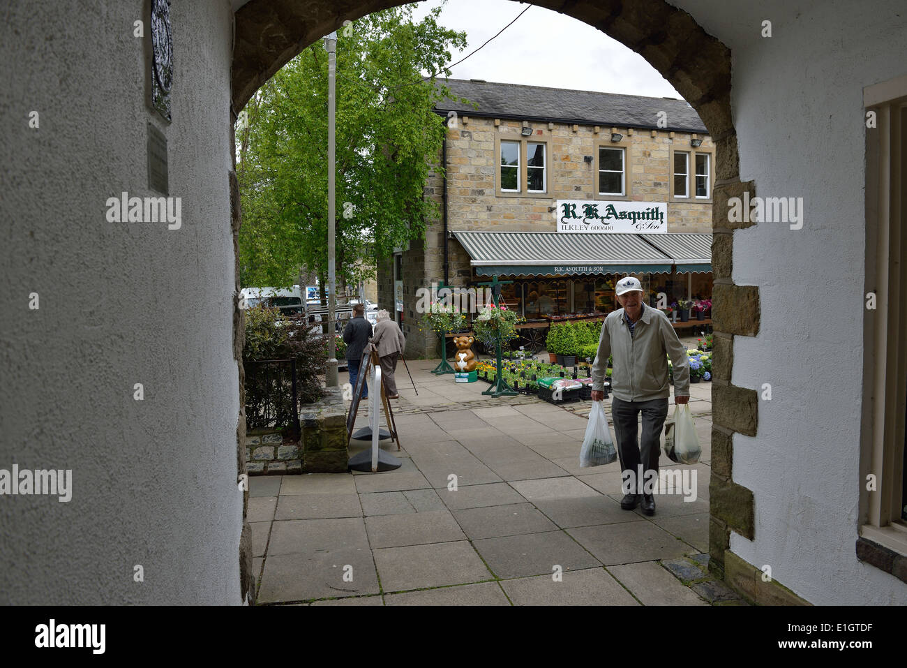 Grove Promenade, Ilkley, West Yorkshire, England Stock Photo Alamy