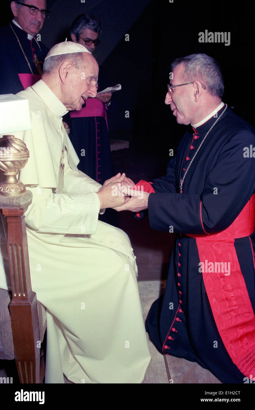 Pope Paul VI and Cardinal Albino Luciani, the future Pope John Paul Stock Photo