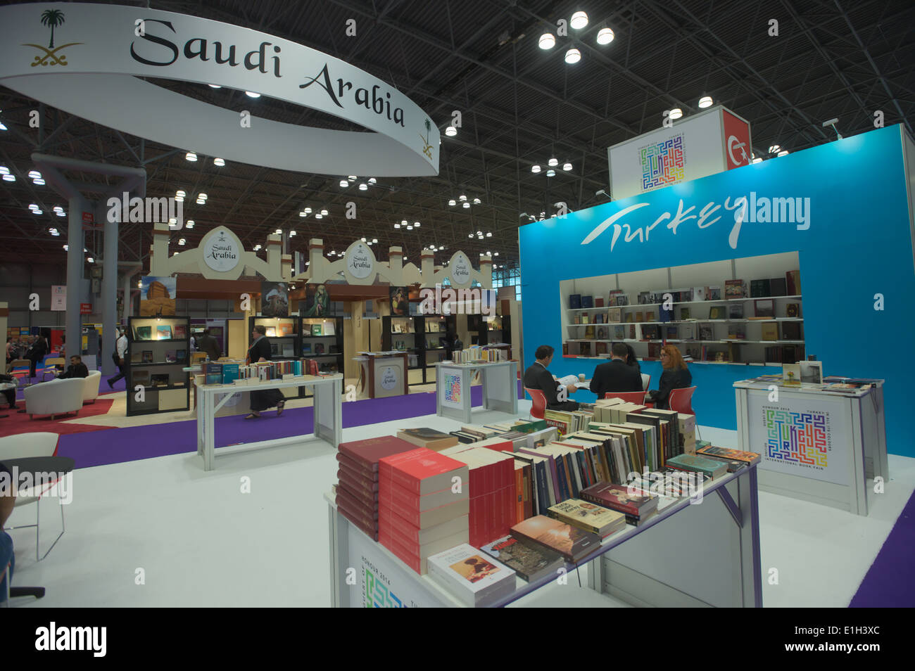 Trade show booths hi-res stock photography and images - Alamy