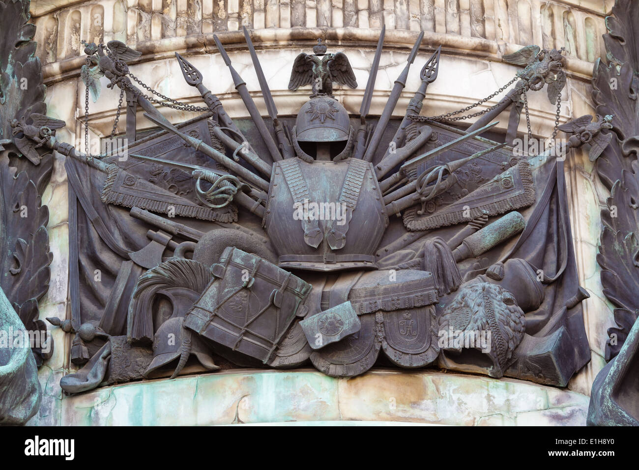 Antique weapons decoration item pedestal horse sculpture Tsar