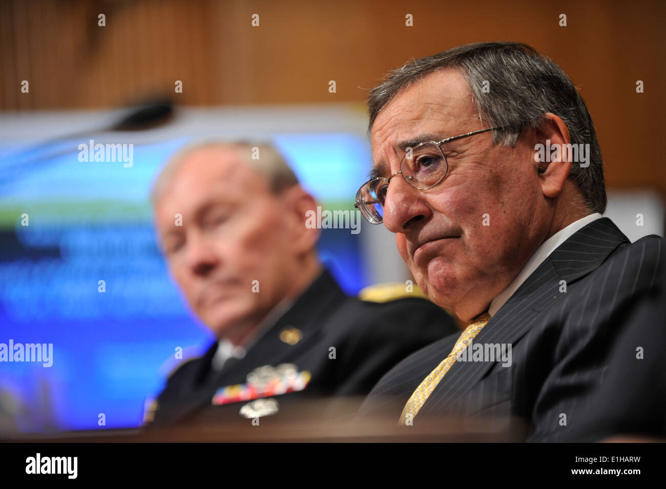 Defense Secretary Leon E. Panetta, right, and Chairman of the Joint Chiefs of Staff Army Gen. Martin E. Dempsey appear before t Stock Photo