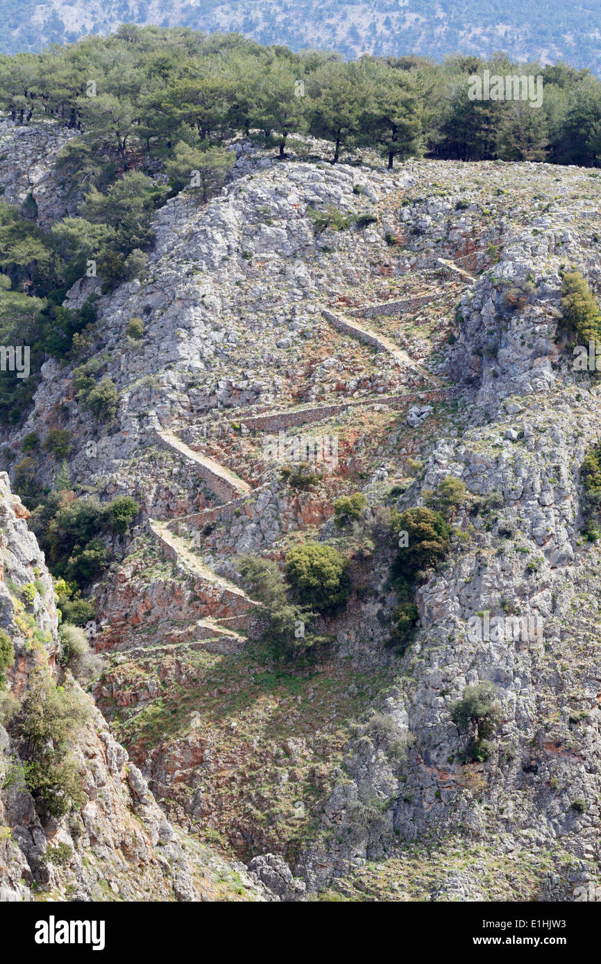Descent into the gorge of Aradena, Aradena, Lefka Ori mountains, Chania prefecture, Crete, Greece Stock Photo