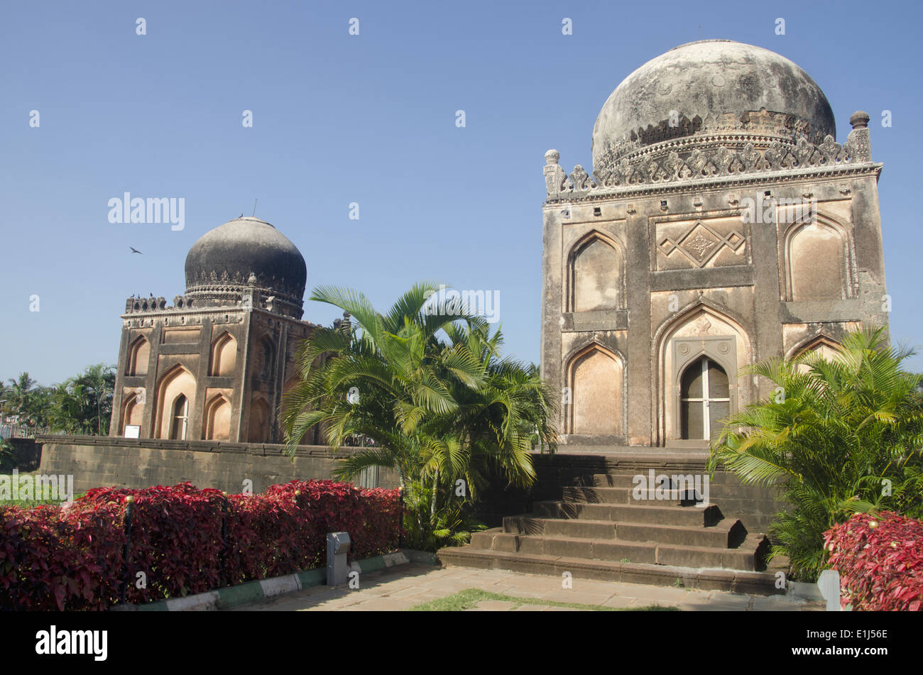 Barber's tomb on the left and tomb of  Khan Jahan on the right. Barid Shahi Garden, Bidar, Karnataka, India Stock Photo