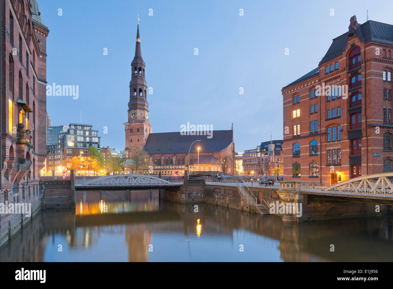 Germany, Hamburg, Bridge and church in Speicherstadt Stock Photo