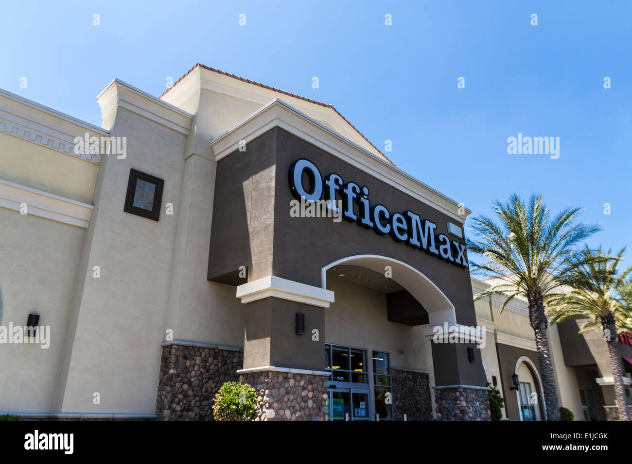 An Officemax store in Upland California USA Stock Photo Alamy
